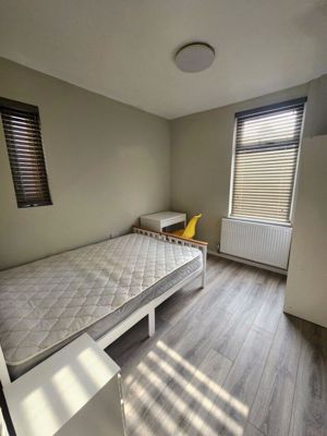 Photo 14- click for photo gallery